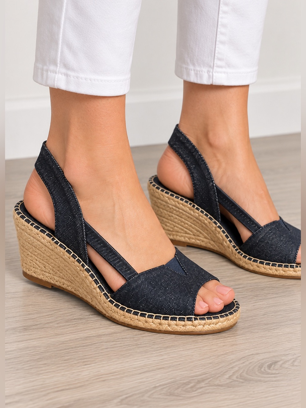 Clarks Women’s 6.5 Navy Denim Espadrille Wedge Slingback Sandals Peep Toe